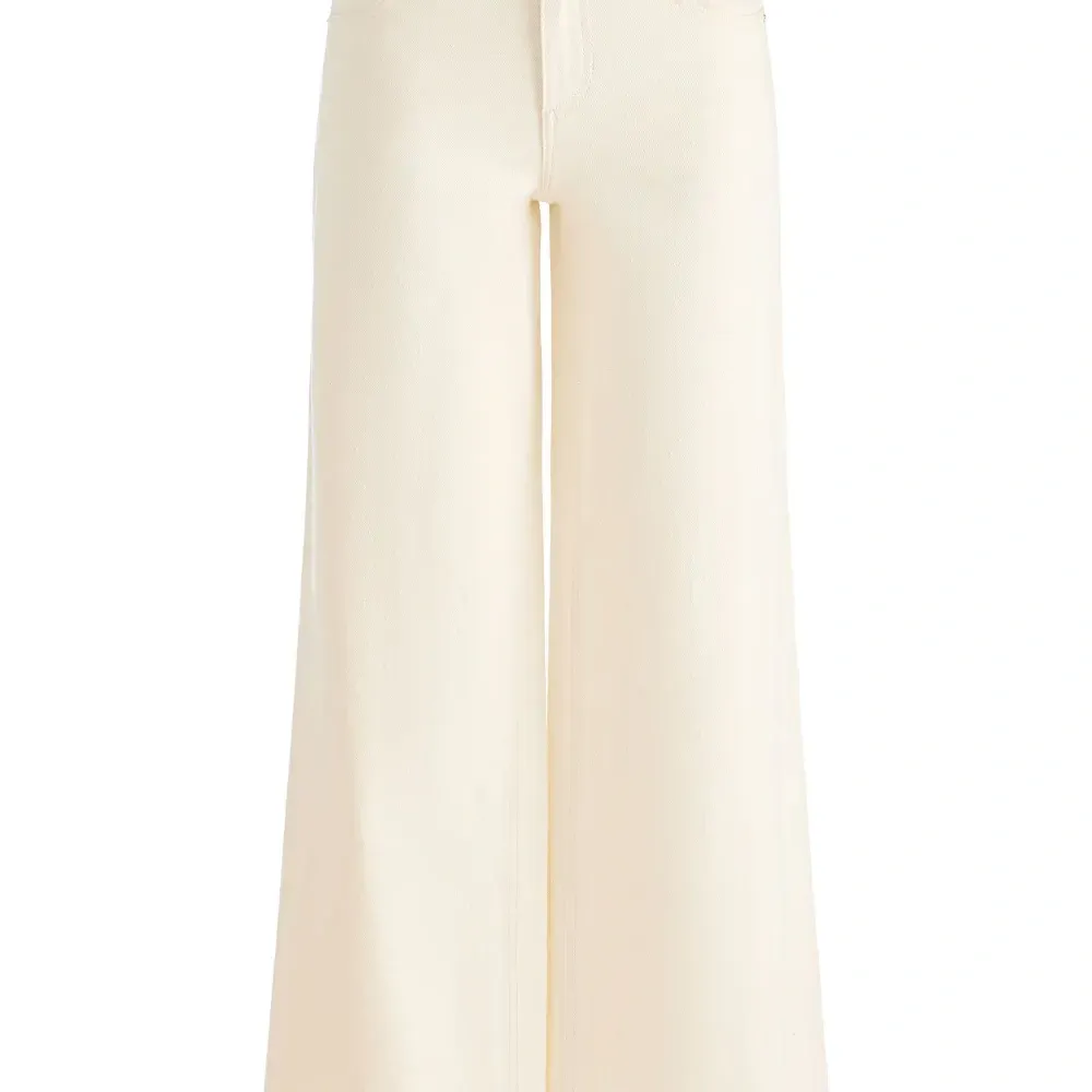 укороченные джинсы широкого кроя