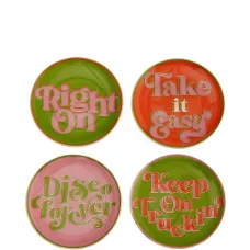 набор из четырех тарелок набор из четырех тарелок