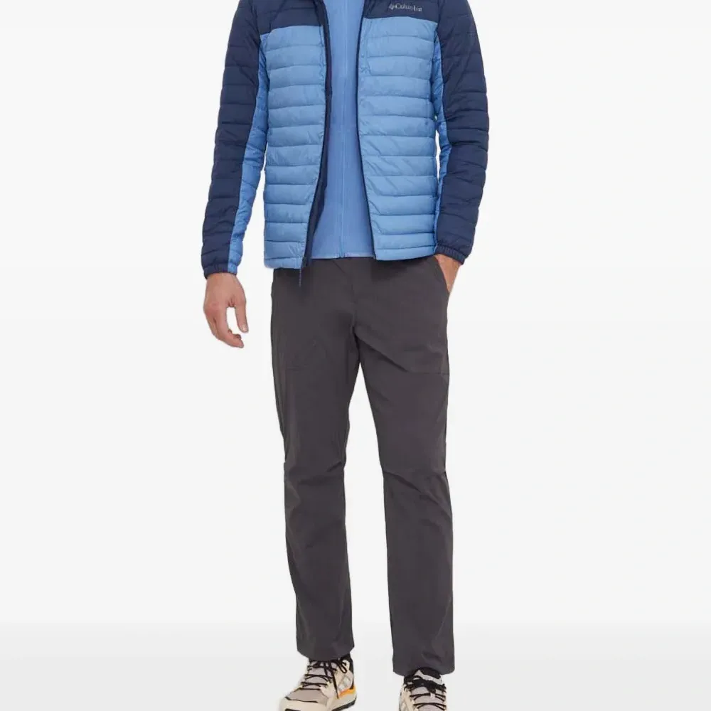 Толстовка на молнии с контрастными вставками