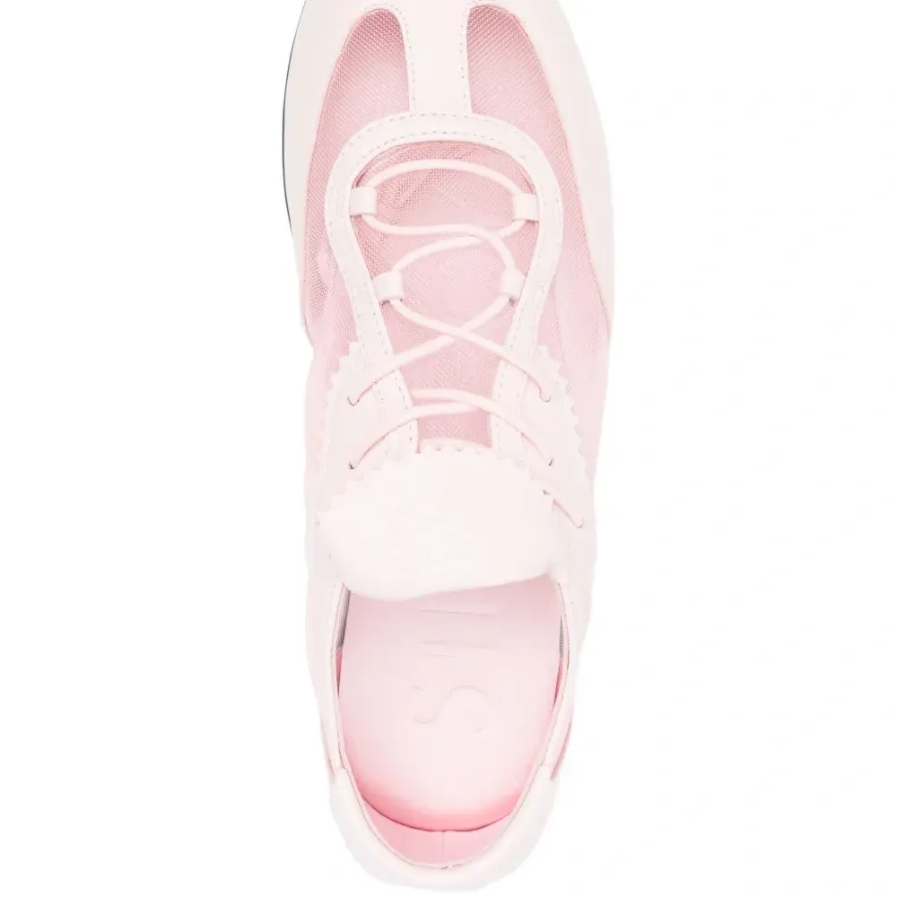 сетчатые кроссовки на шнуровке