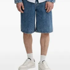 Джинсовые шорты
