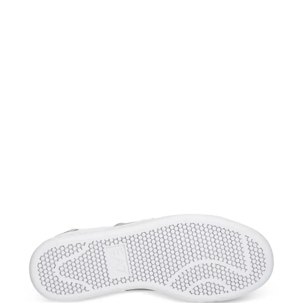 Кроссовки с логотипом