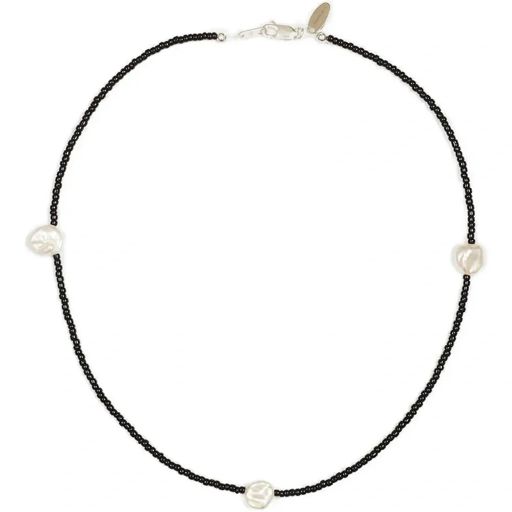 Ожерелье с жемчужными бусинами