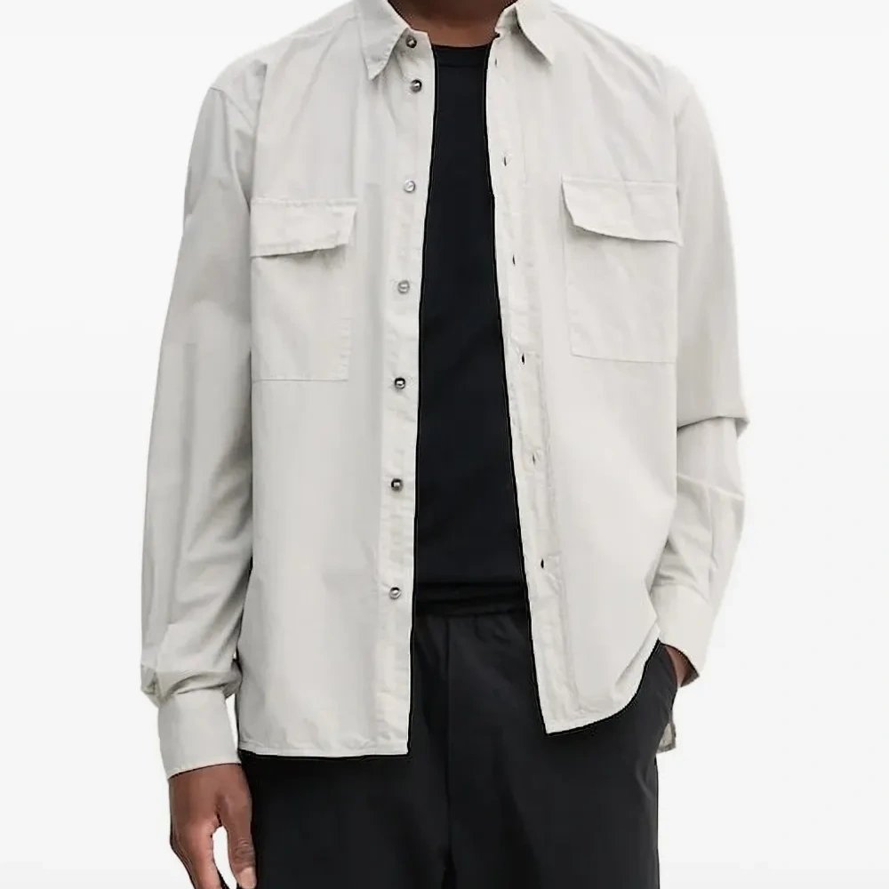 Рубашка с карманами