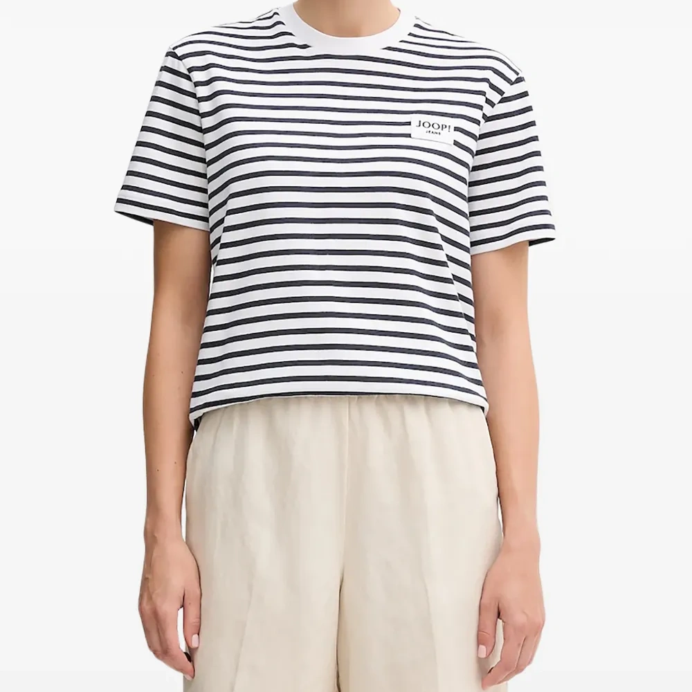 Шорты с эластичным поясом и карманами