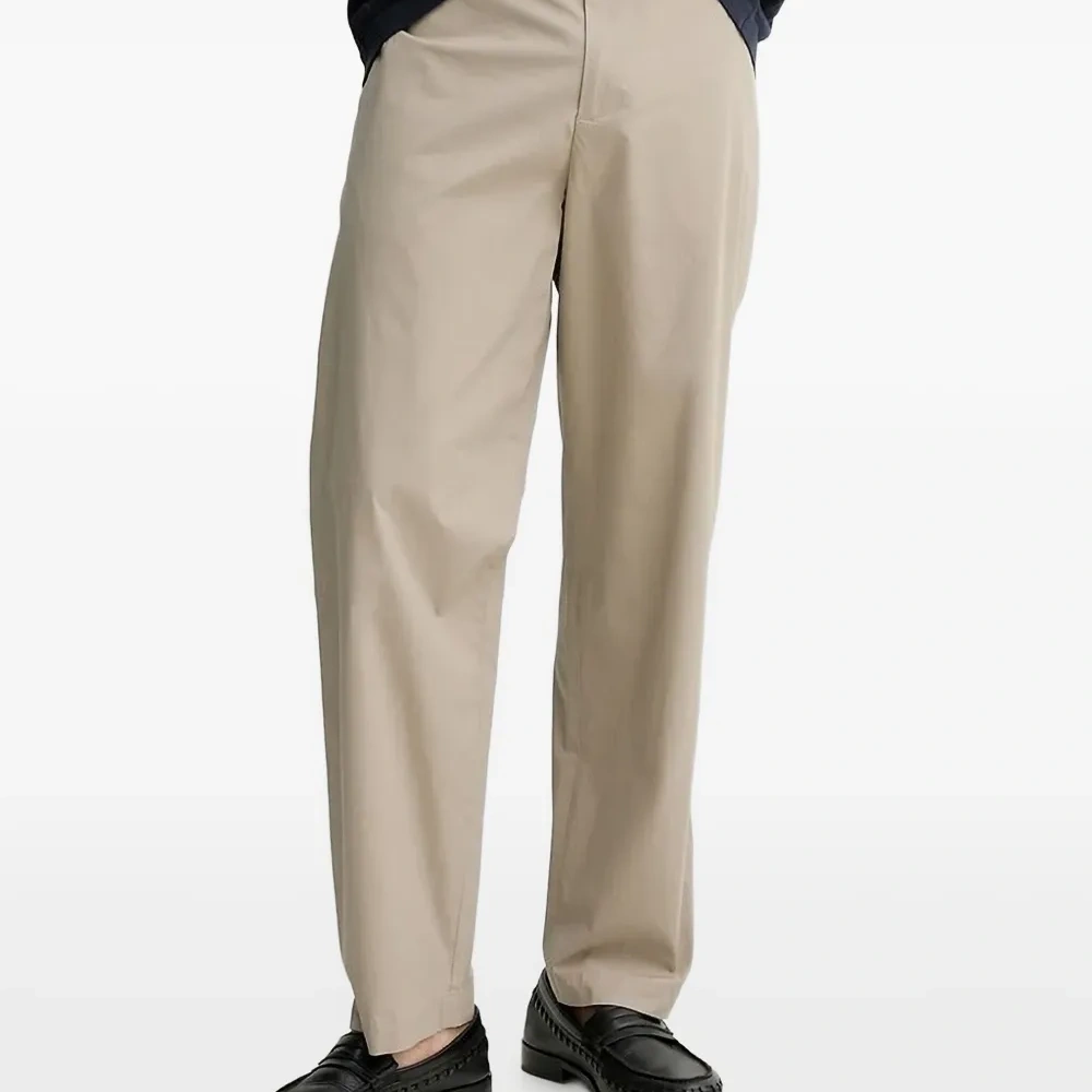 Брюки с застежкой на пуговицах