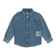 джинсовая рубашка на пуговицах