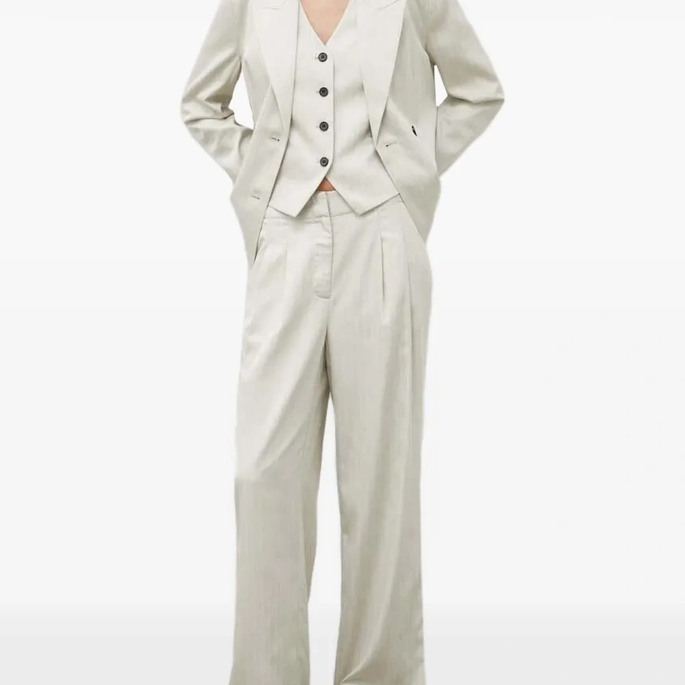 Двубортный пиджак в тонкую полоску