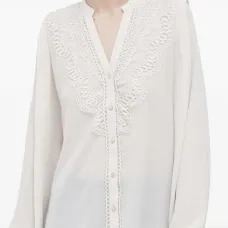 Блузка с кружевом