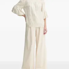 Топ с открытыми плечами и узором шеврон