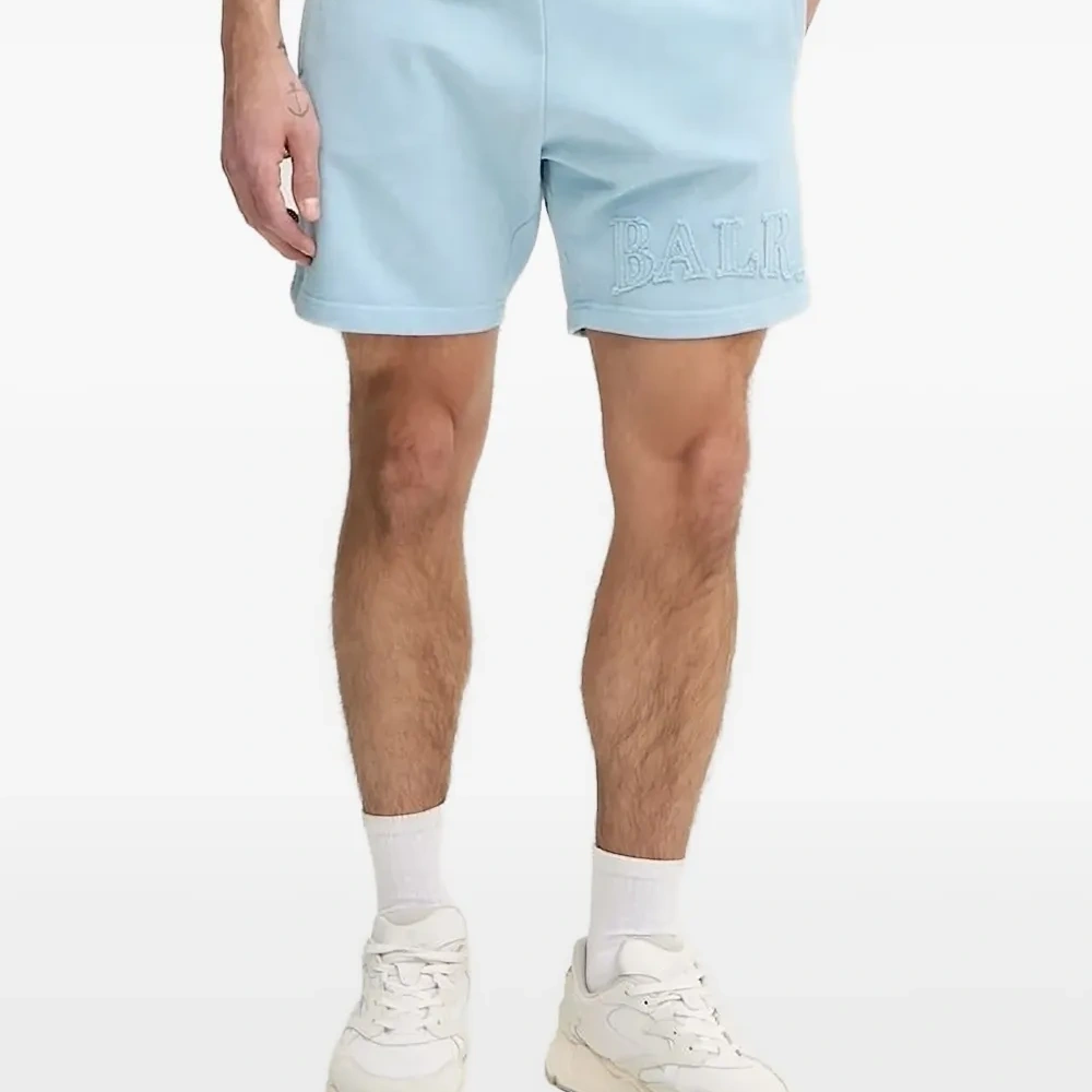 Шорты с эластичным поясом и вышитым логотипом