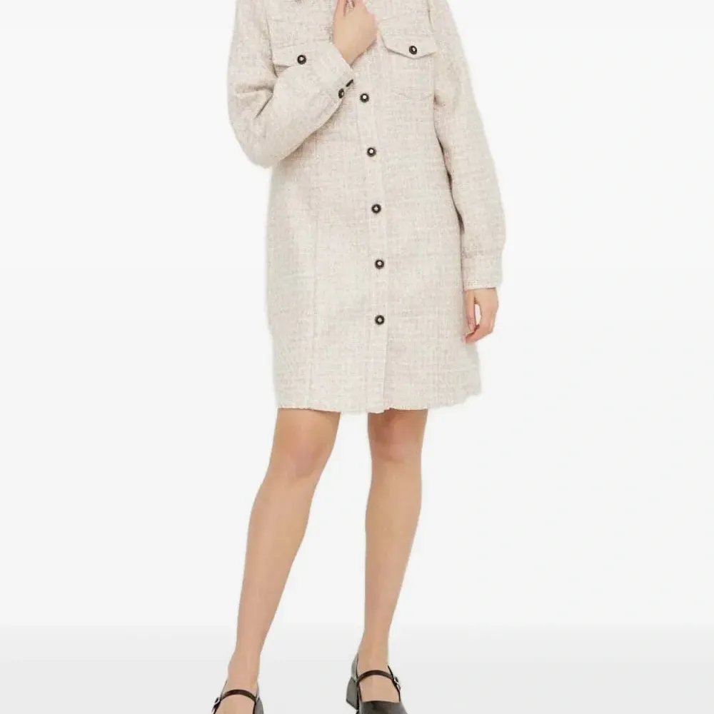 Твидовое платье-рубашка мини