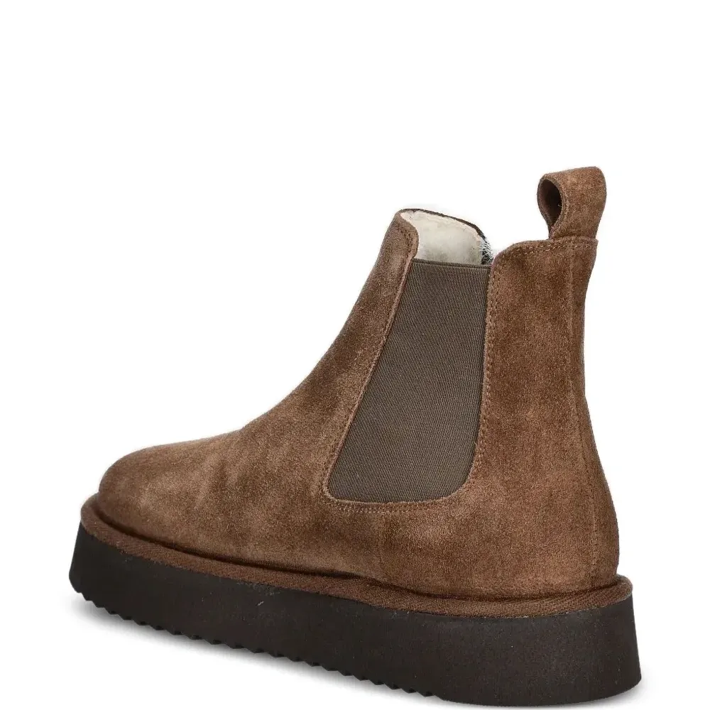 Ботинки челси с эластичными вставками Ботинки челси с эластичными вставками