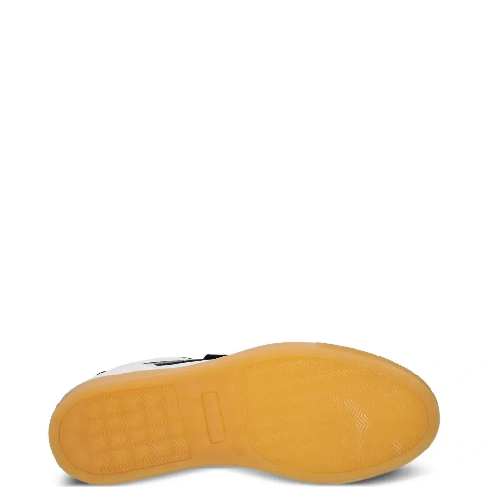 Кожаные кроссовки