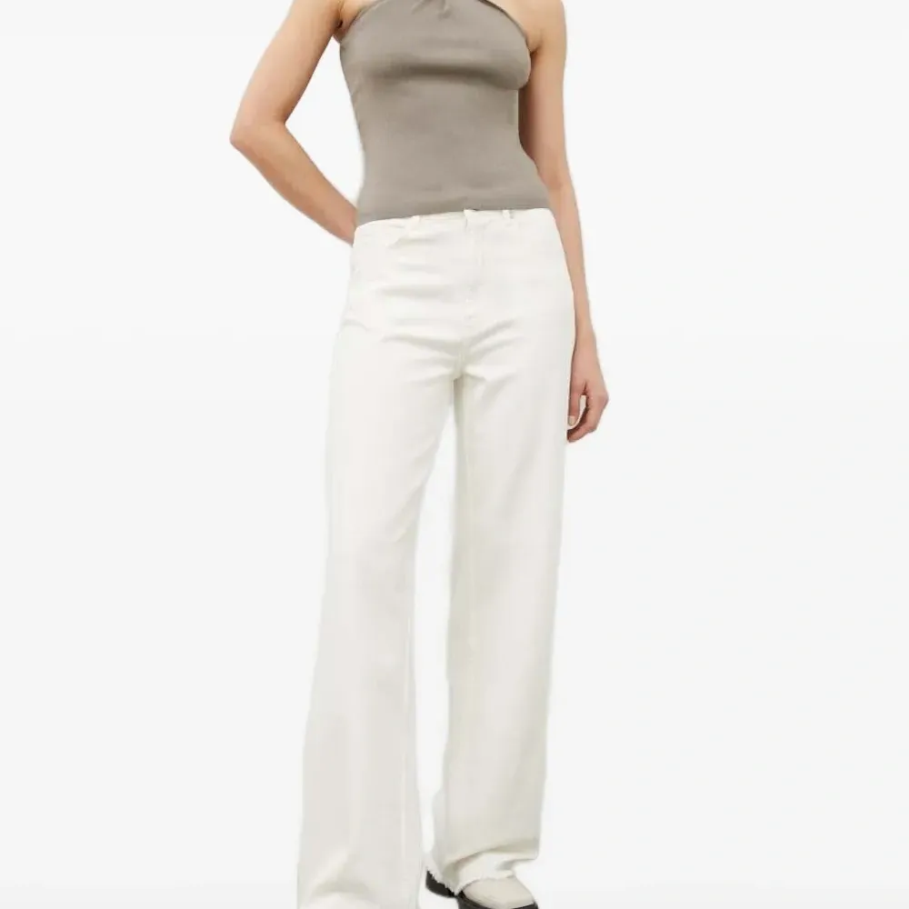 Топ в рубчик с драпировкой