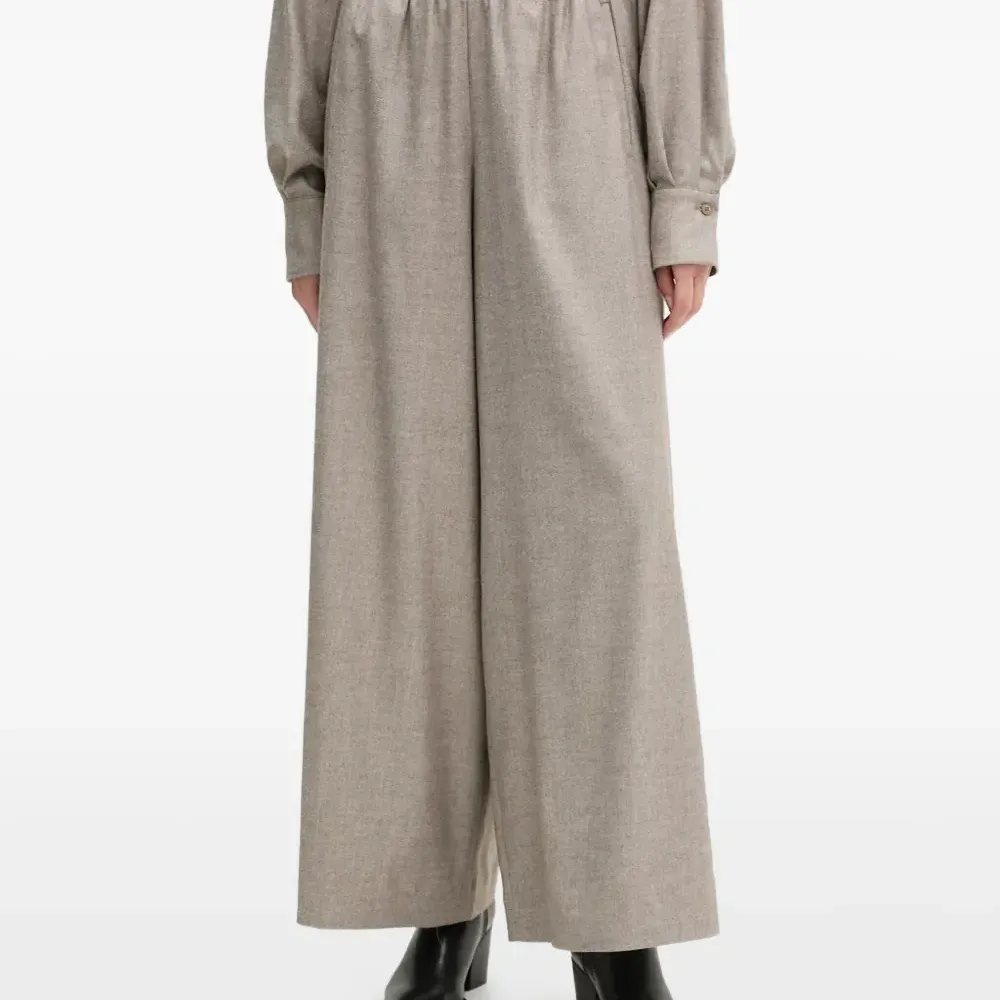 Брюки с эластичным поясом