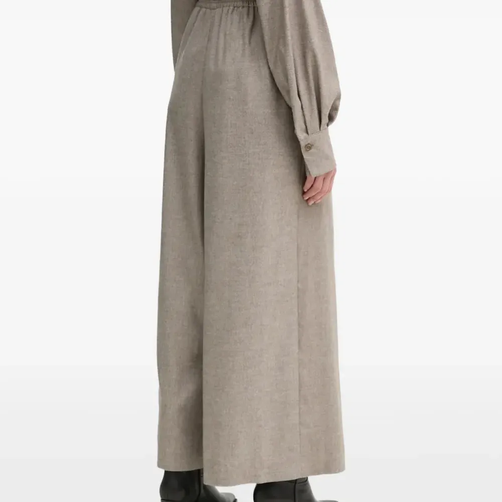 Брюки с эластичным поясом