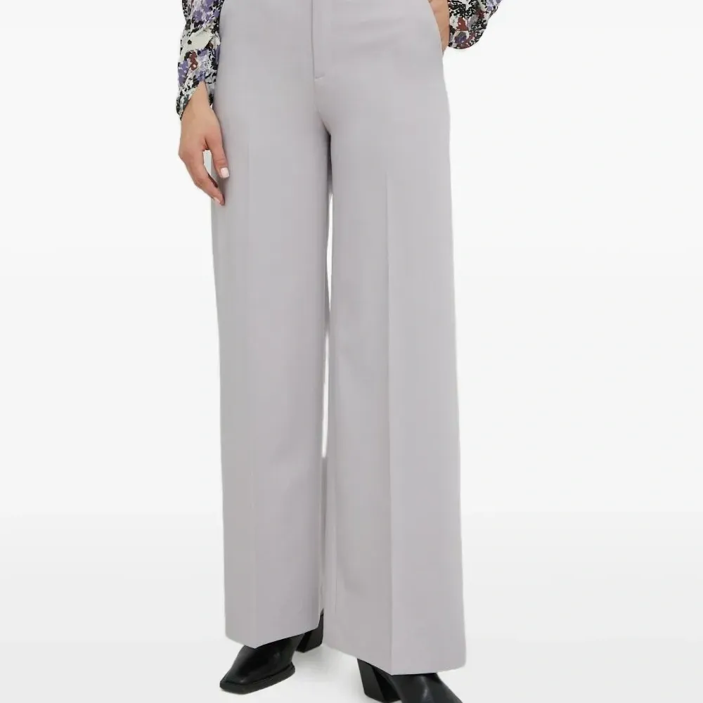 Брюки с карманами