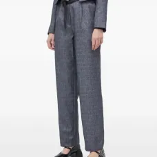 Прямые брюки со складками