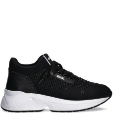 Кроссовки на шнуровке