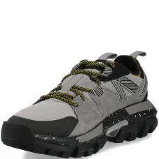 Кроссовки со вставками