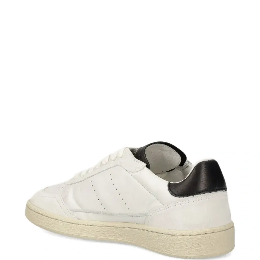 Кроссовки на шнуровке со вставками