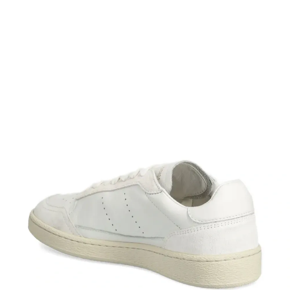 Кроссовки с перфорацией