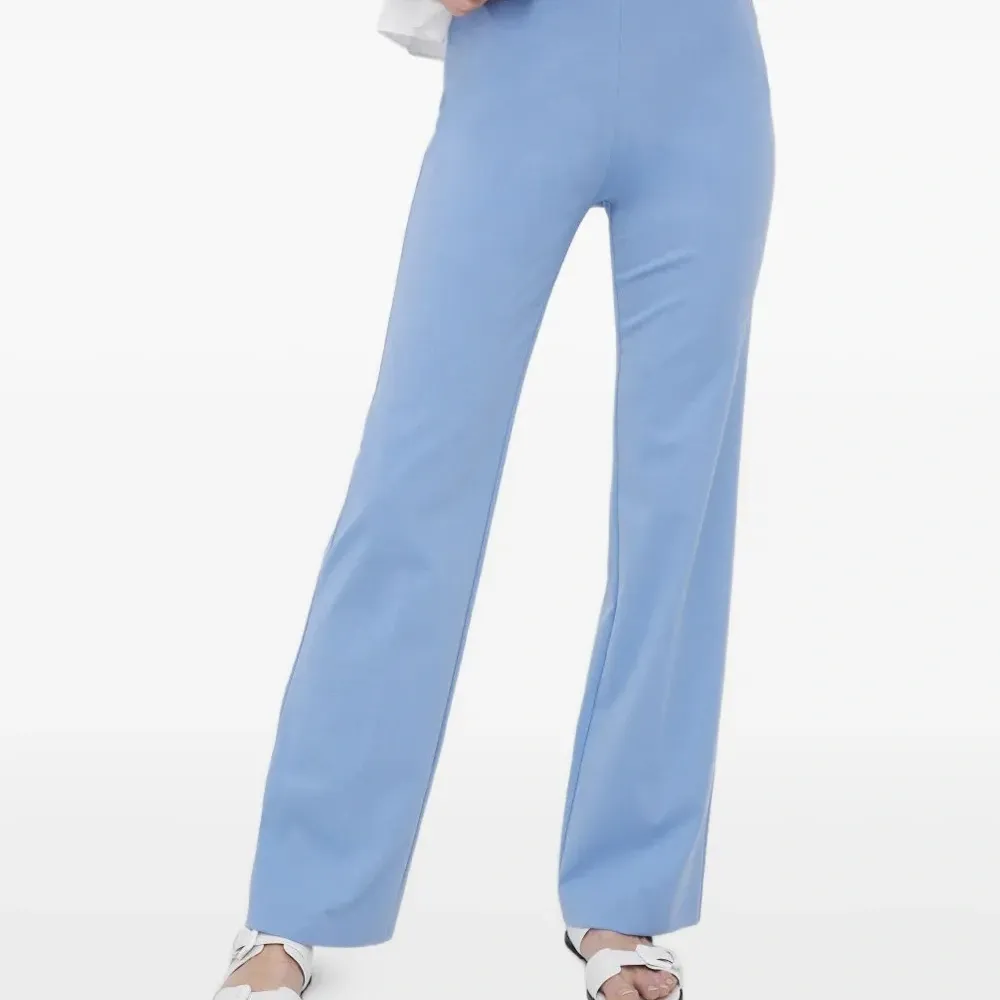 Брюки с эластичным поясом