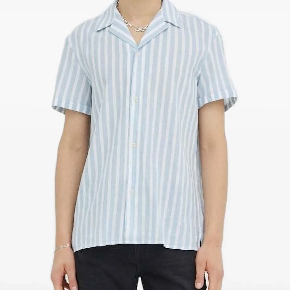 Полосатая рубашка с короткими рукавами