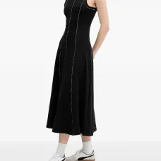 Платье миди с контрастной строчкой