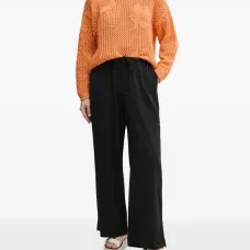 Свитер с цветочным узором Свитер с цветочным узором