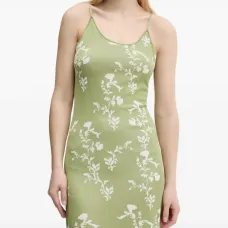 Платье с цветочным принтом и открытой спиной