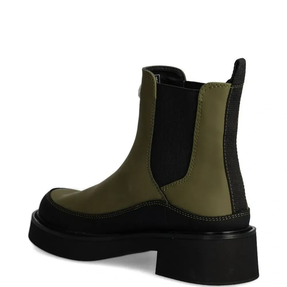 Ботинки на платформе с эластичными вставками