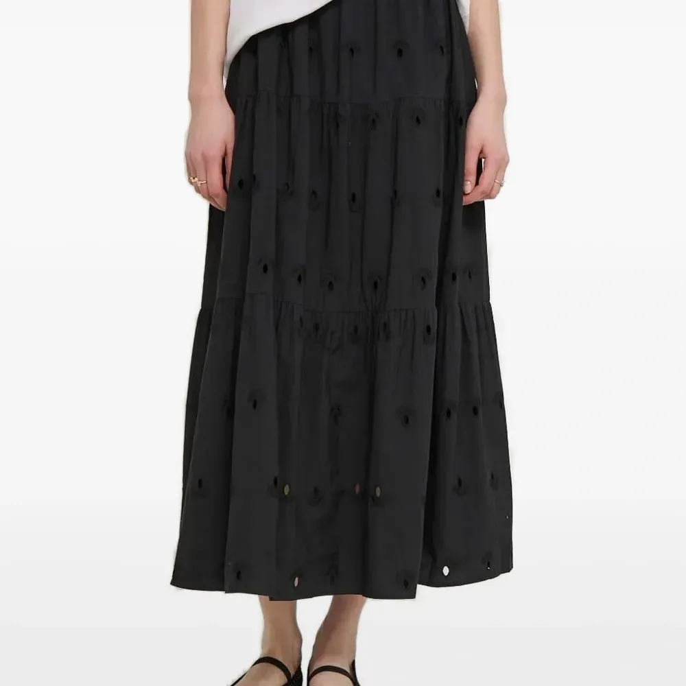 Ярусная юбка макси с вышивкой