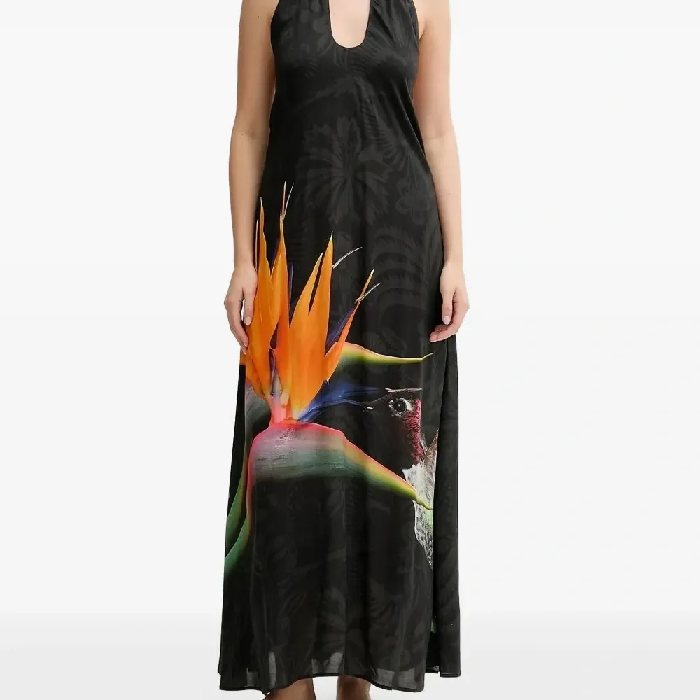 Платье макси с вырезом халтер и цветочным принтом