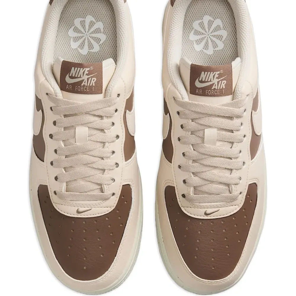 Кроссовки с перфорацией