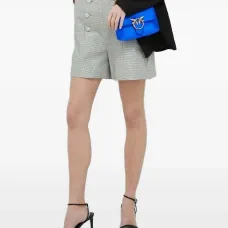 Шорты с декорированными карманами