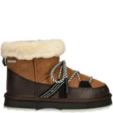 Ботинки на шнуровке