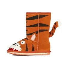 Сапоги с аппликацией