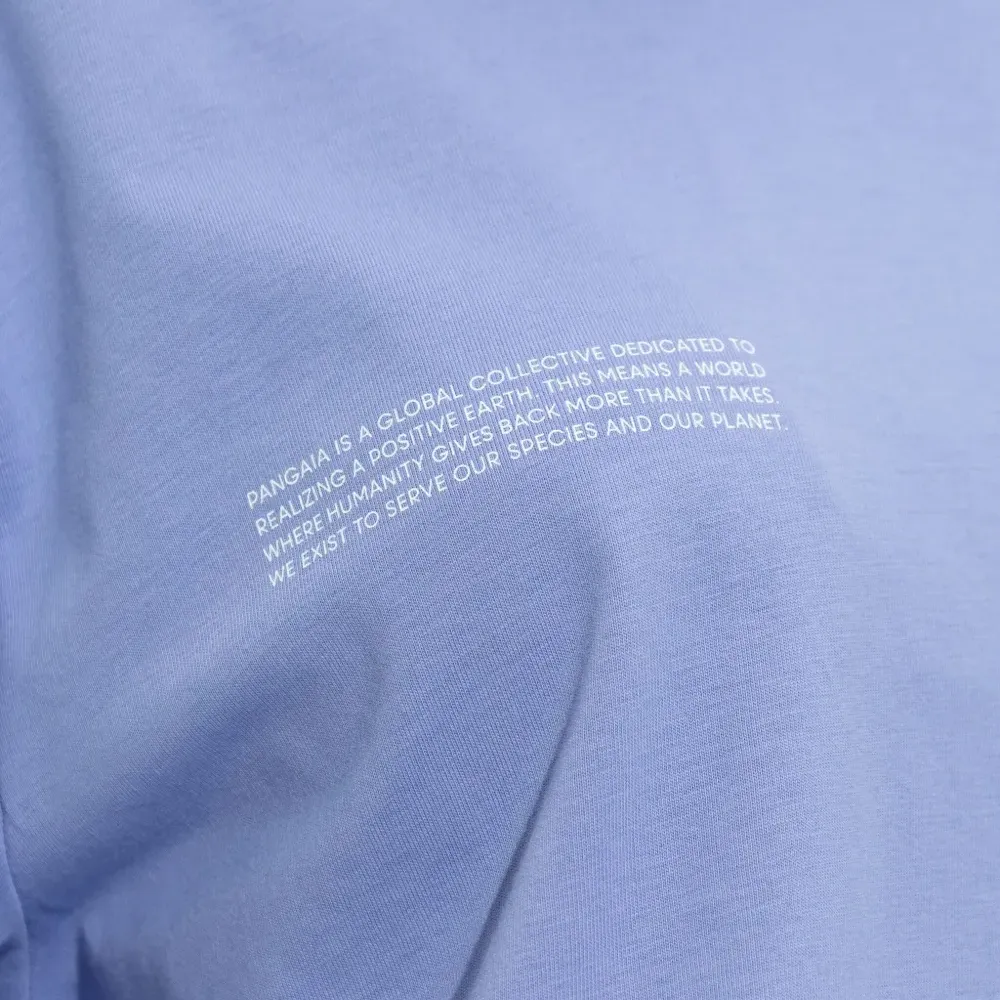 футболка с логотипом