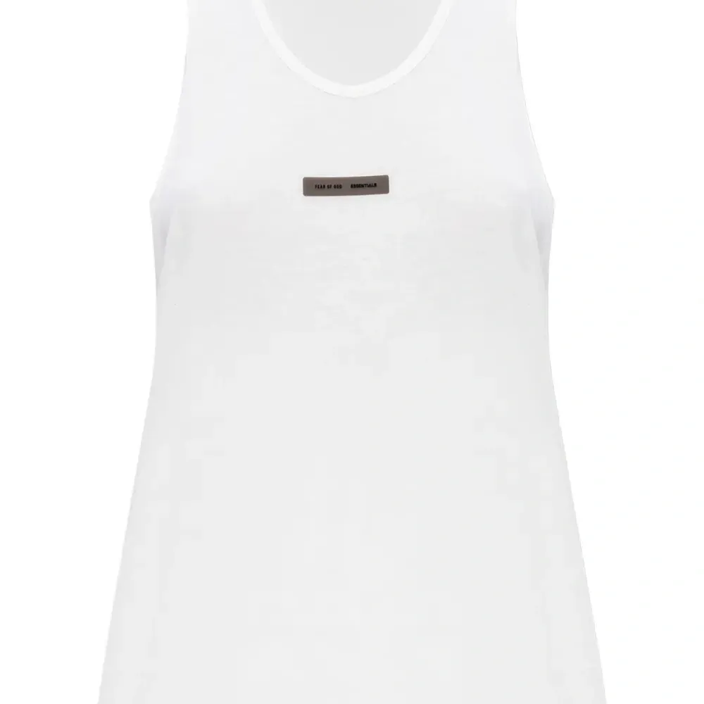 Топ с нашивкой-логотипом