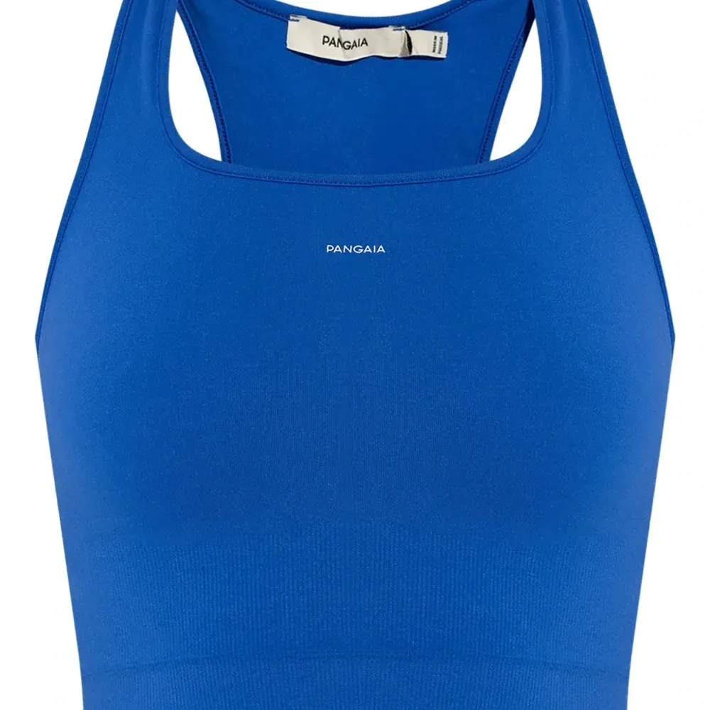 спортивный топ без рукавов