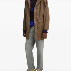 Пальто с капюшоном и карманами