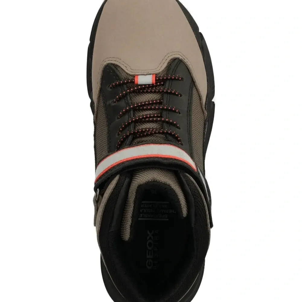 Ботинки на липучках