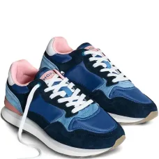 Кроссовки со вставками