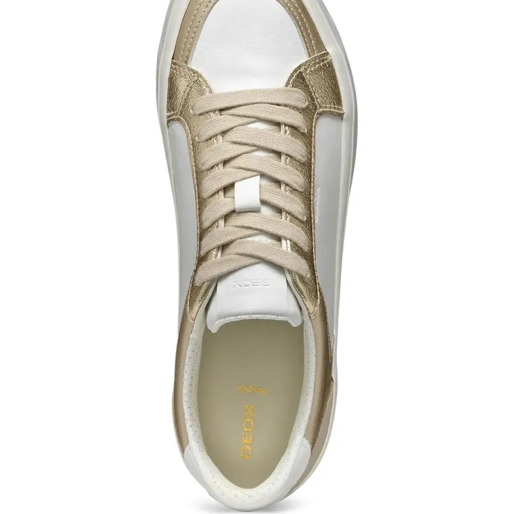 Кроссовки Emmeleny