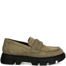 Лоферы на массивной подошве