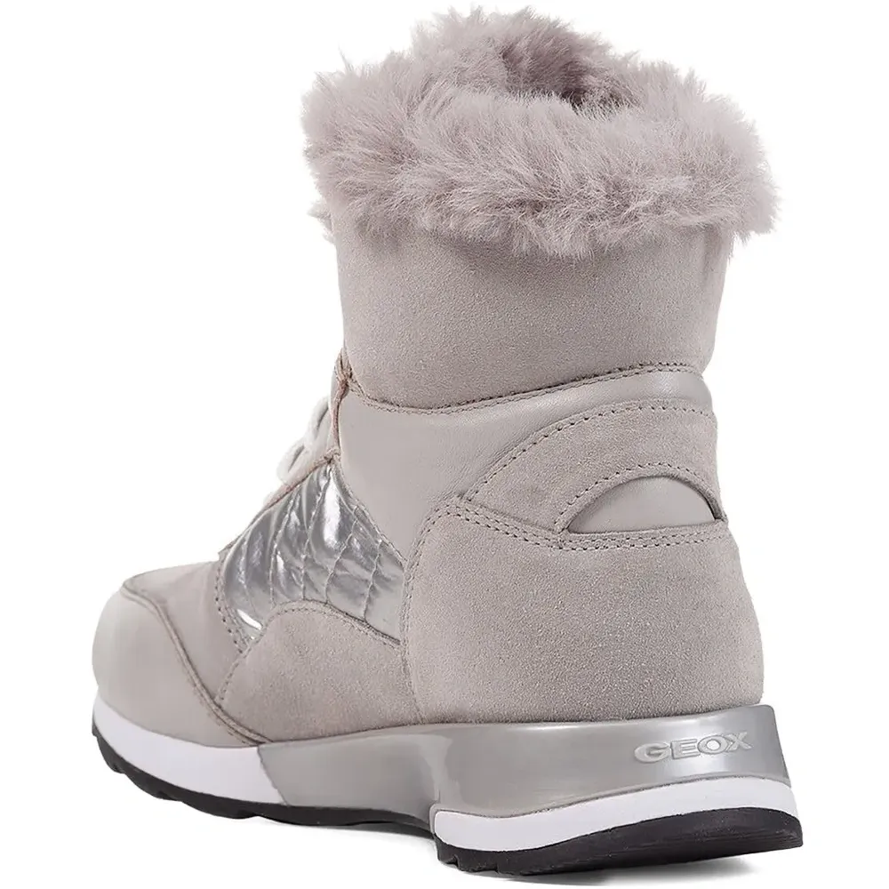 Высокие кроссовки Высокие кроссовки