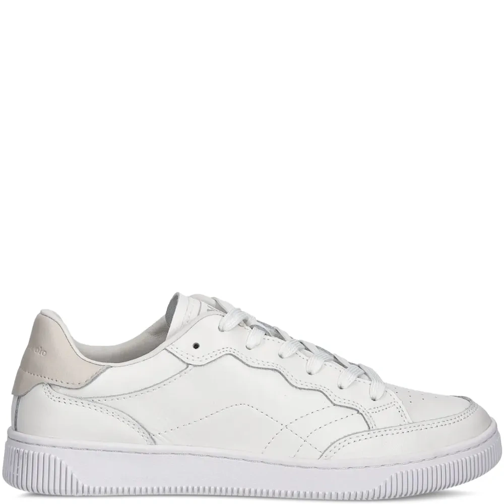 Кроссовки со вставками