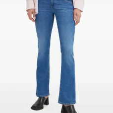 Джинсы с пятью карманами